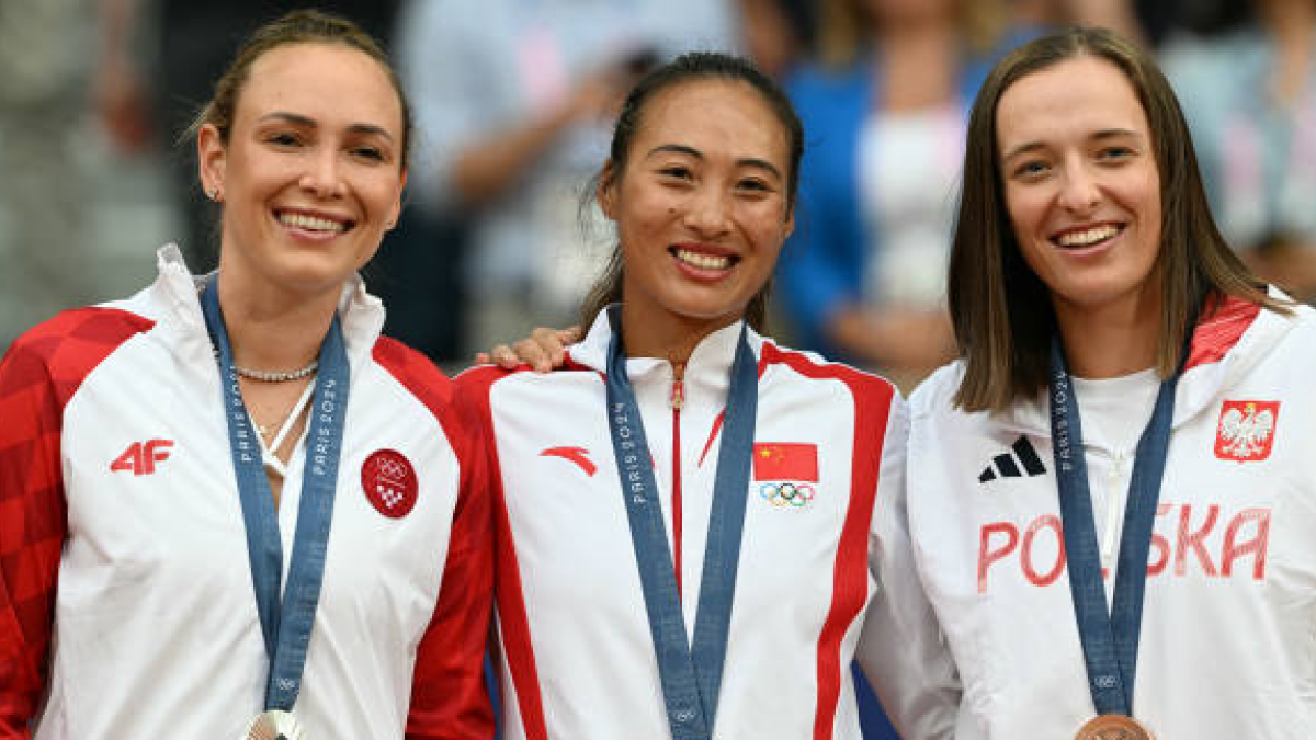 Donna Vekic, Qinwen Zheng e Iga Swiatek en los Juegos Olímpicos de París 2024. Foto: getty