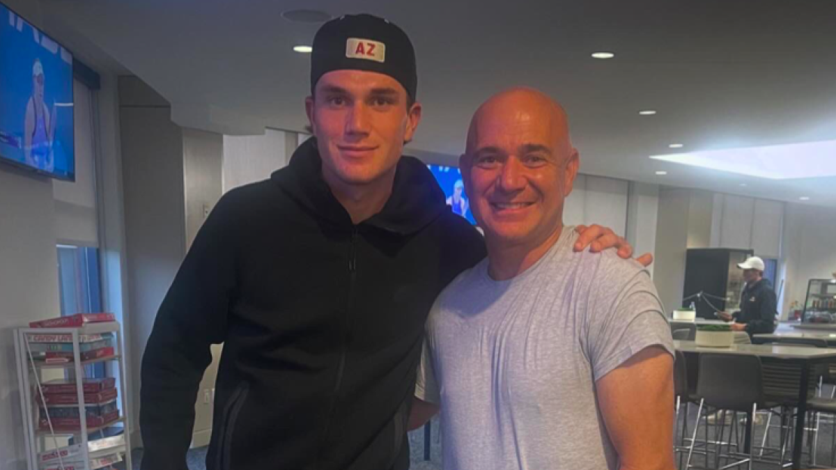 Jack Draper met Andre Agassi at the US Open 2024.