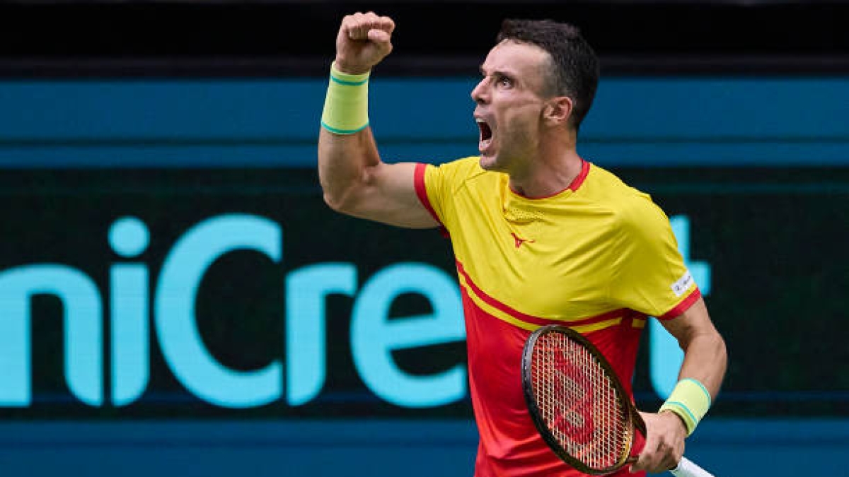 Roberto Bautista celebrates victory against Fils. Source: Getty.