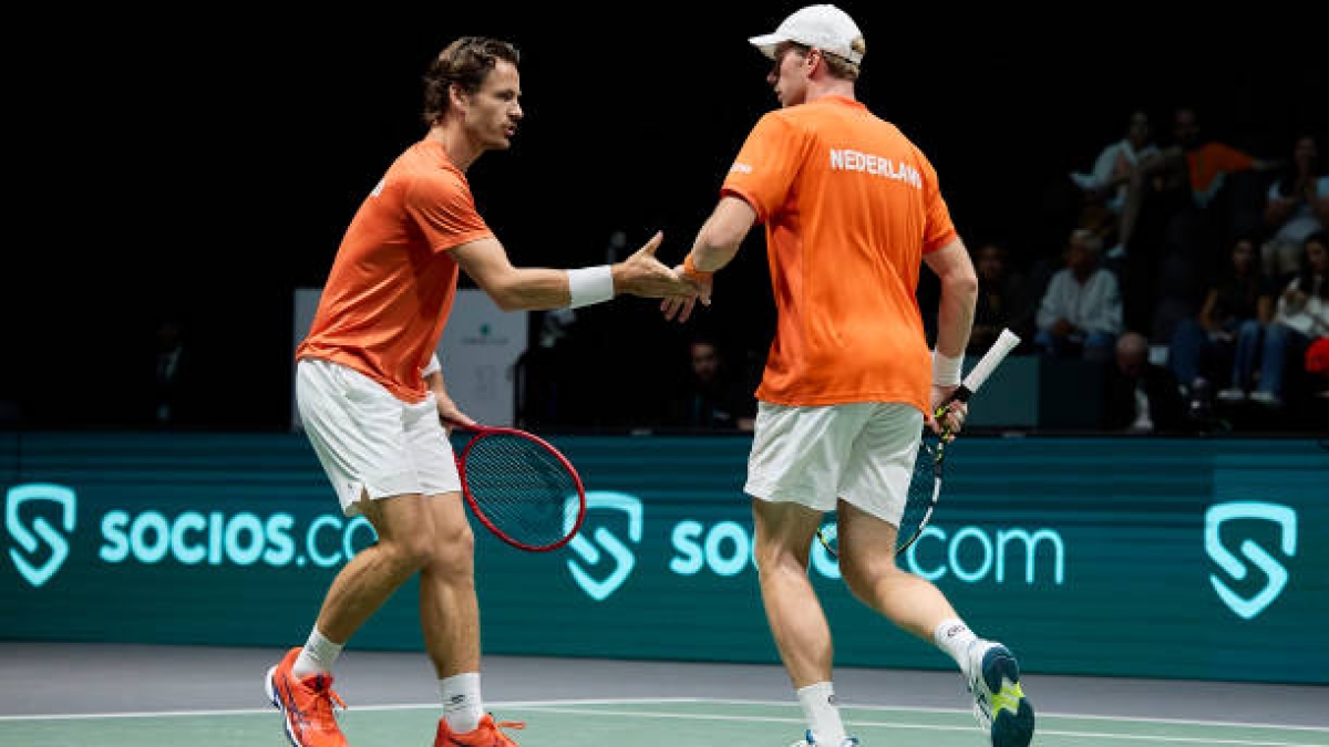 Koolhof y van de Zandschulp mantuvieron a Países Bajos con vida.