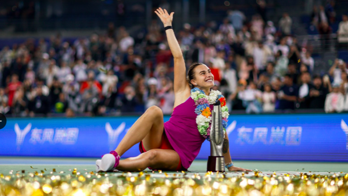 Aryna Sabalenka poses with her third trophy in Wuhan. Source: Getty