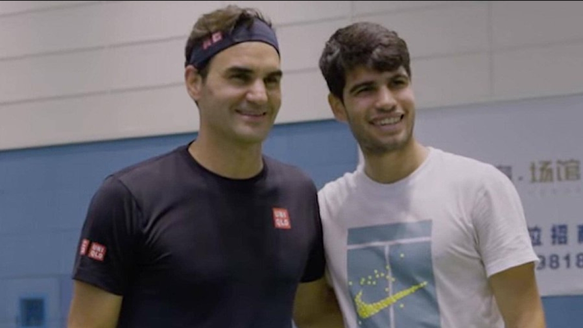 Roger Federer and Carlos Alcaraz in Shanghai. Photo: gettyimages