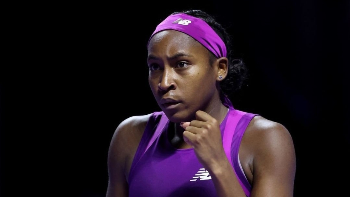 WTA Finals: Gauff Overcomes Swiatek's Test and Reaches Semifinals