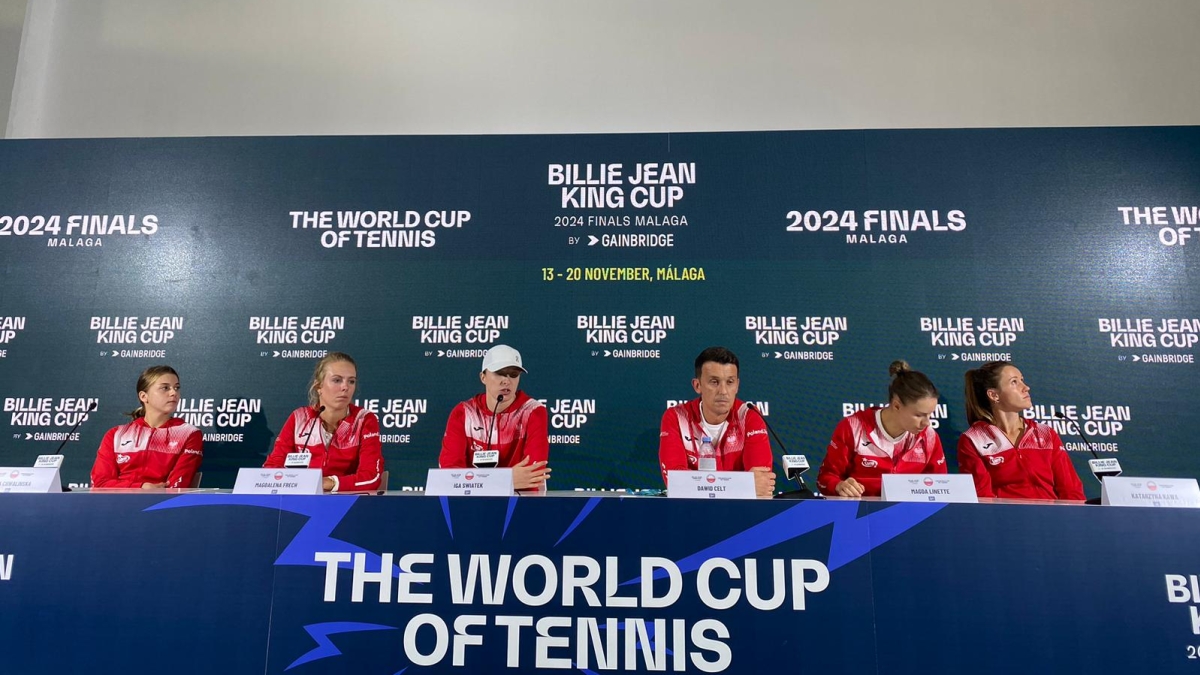 El equipo de Polonia en rueda de prensa de la Billie Jean King Cup 2024. Foto: Getty