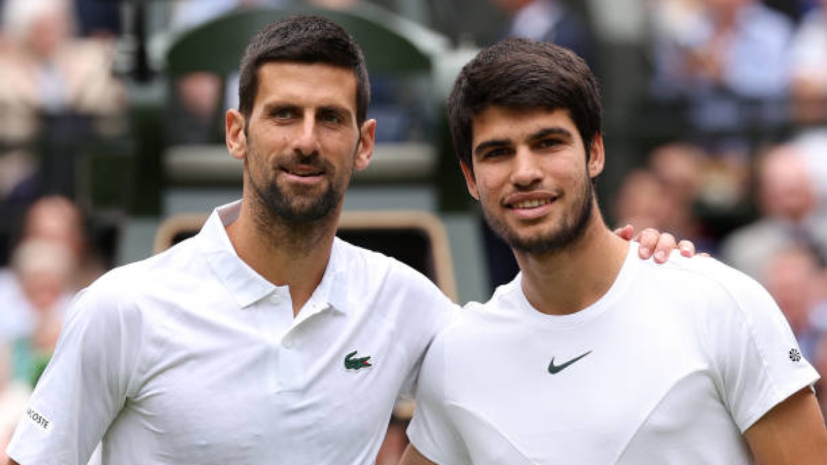 Schedule and where to watch Carlos Alcaraz vs. Novak Djokovic in the quarterfinals of the Australian Open 2025 on TV and online. Photo: Getty