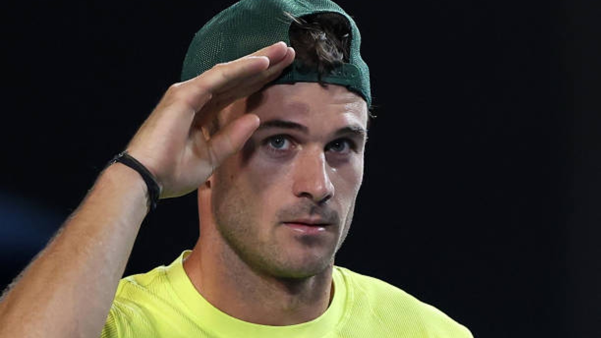 Paul reacts in time to come back against Nishikori. Photo: Getty
