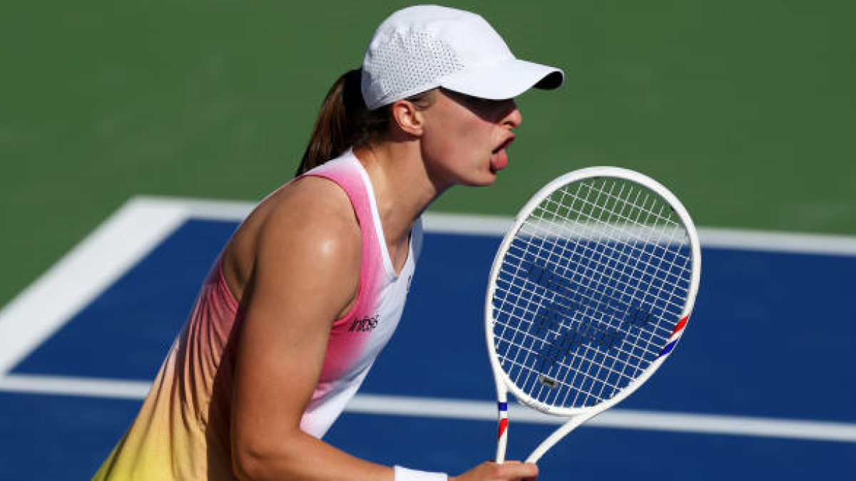 Iga Swiatek en el WTA de Dubái 2025. Foto: getty