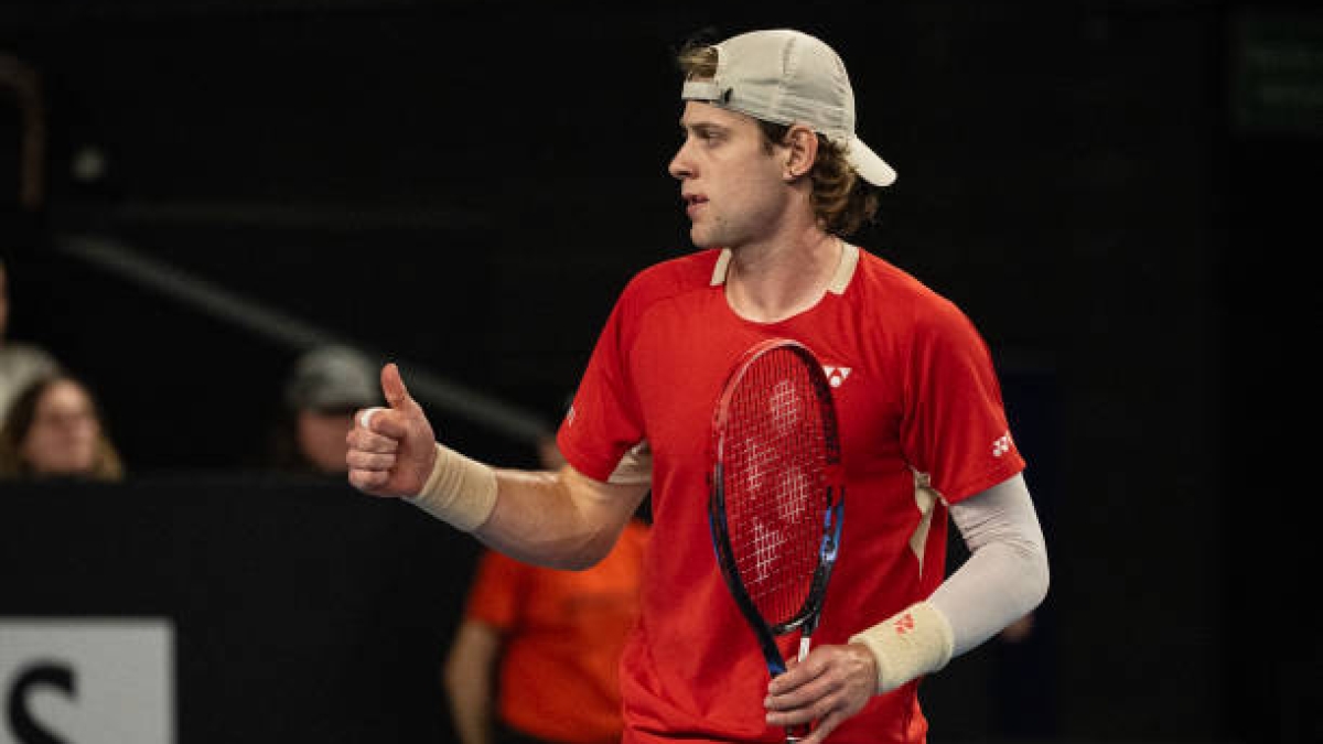 ATP Doha 2025. Bergs se hace grande ante Bautista. Foto: Getty