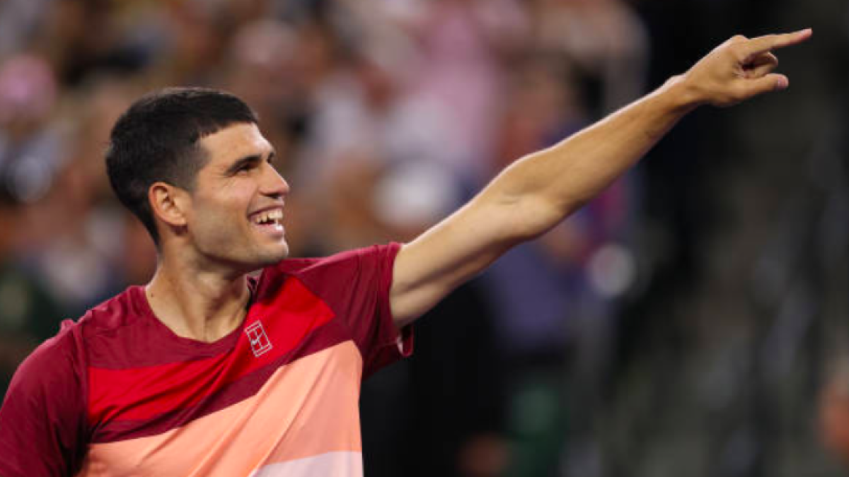 Carlos Alcaraz apunta a los octavos de final en Indian Wells. Fuente: Getty
