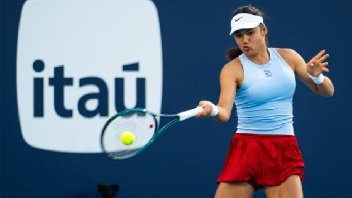 Raducanu rompe su techo en los WTA 1000 y alcanza sus primeros cuartos tras rendir a Anisimova. Foto: Gettyimages