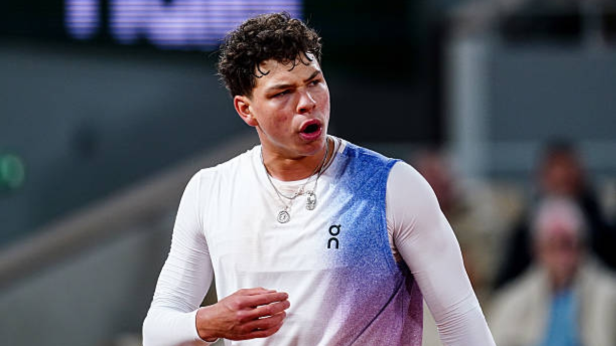 Shelton remonta un debut exigente y vence en cinco sets a un combativo Sonego. Foto: Gettyimages