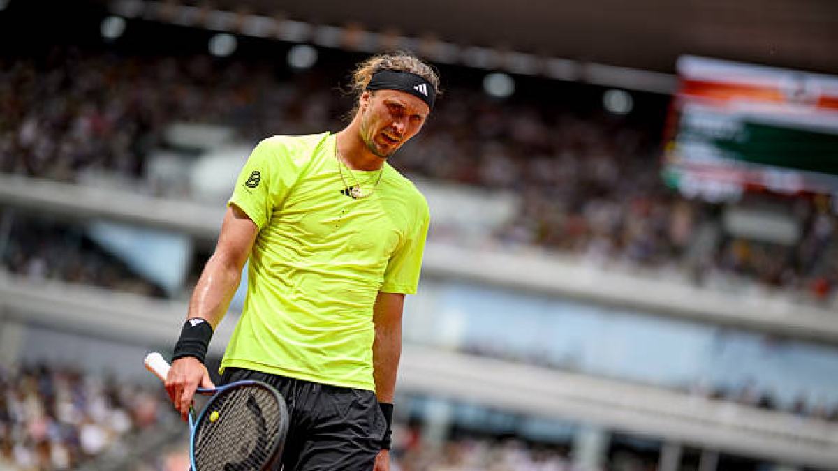 Alexander Zverev sees Alcaraz in the final of Roland Garros 2025. Photo: gettyimages