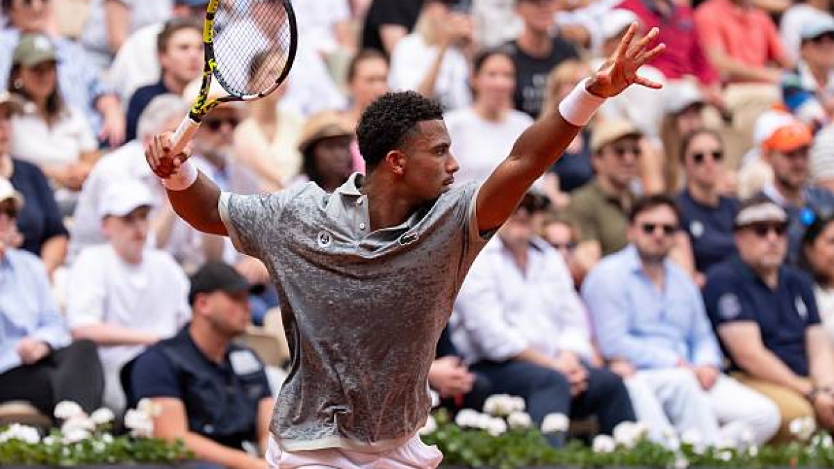 Fils causa baja en Roland Garros tras ganar en segunda ronda. Foto: Getty