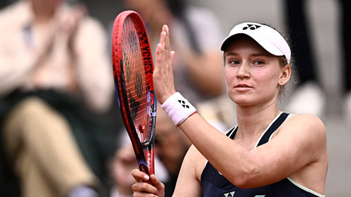 Rybakina explica el motivo por el que su tenis funciona en tierra batida. Foto: Getty