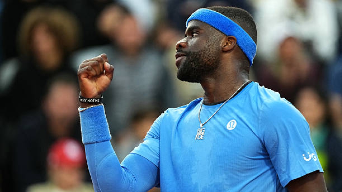Roland Garros 2025. Tiafoe dominates Carreño with superiority. Photo: Getty