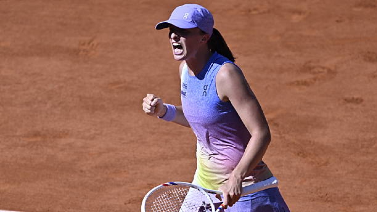 Iga Swiatek faces Cristian at Roland Garros 2025. Photo: gettyimages