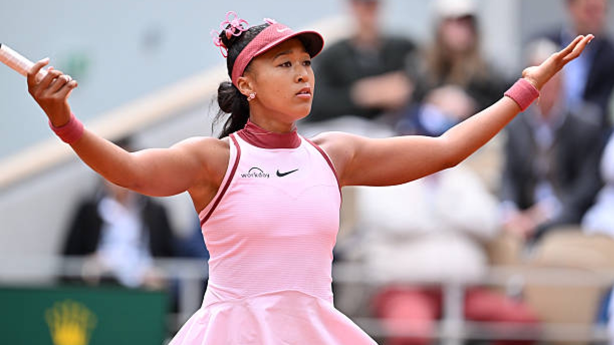 Naomi Osaka breaks down in press conference at Roland Garros 2025. Photo: Getty