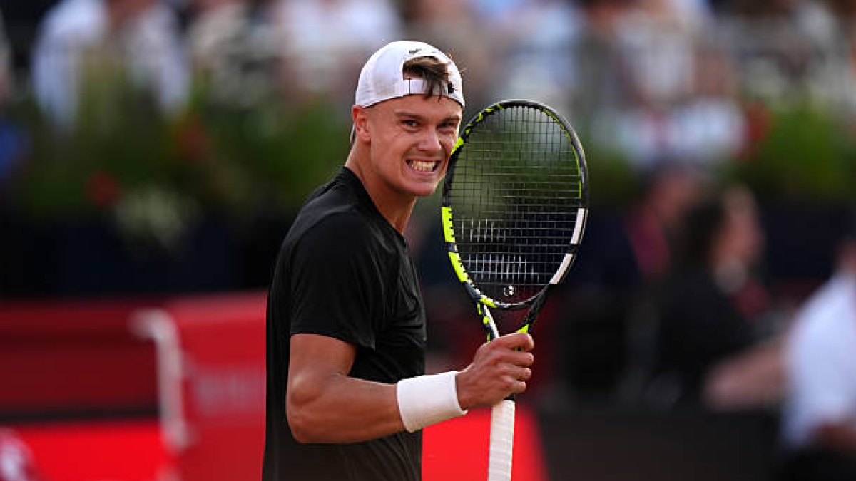 Rune responds to criticism for selling his broken rackets for charity organizations. Photo: Gettyimages