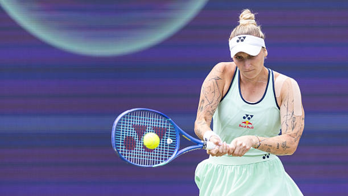 Vondrousova ends Jabeur's good performance in Berlin. Photo: Getty Images.