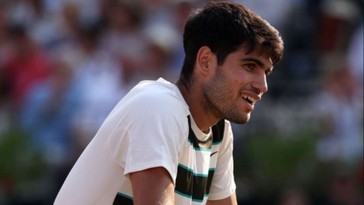 Carlos Alcaraz, today at Queen's. Photo: Getty