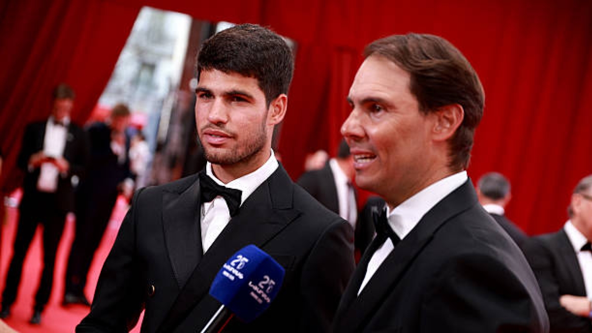 Nadal felicita a Alcaraz por el título de Roland Garros y a Sinner por la final. Foto: Getty