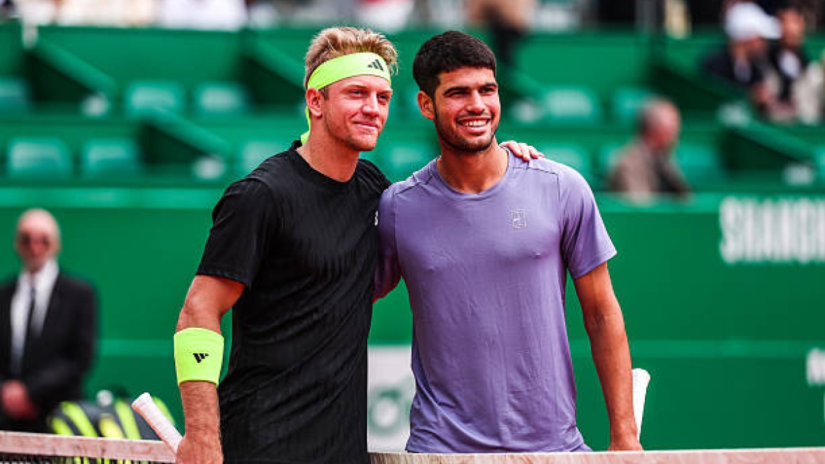 Alejandro Davidovich and Carlos Alcaraz.