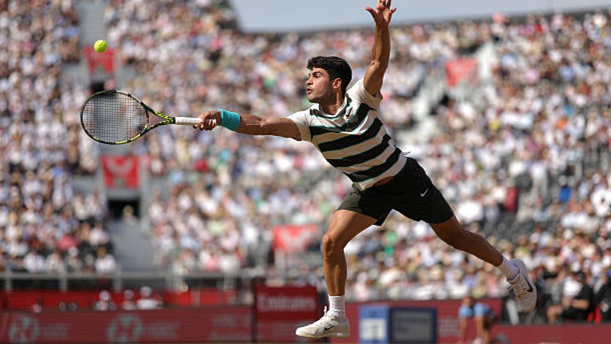 Horario y dónde ver en directo el Alcaraz - Bautista, semifinal del ATP Queen's 2025. Foto: Getty