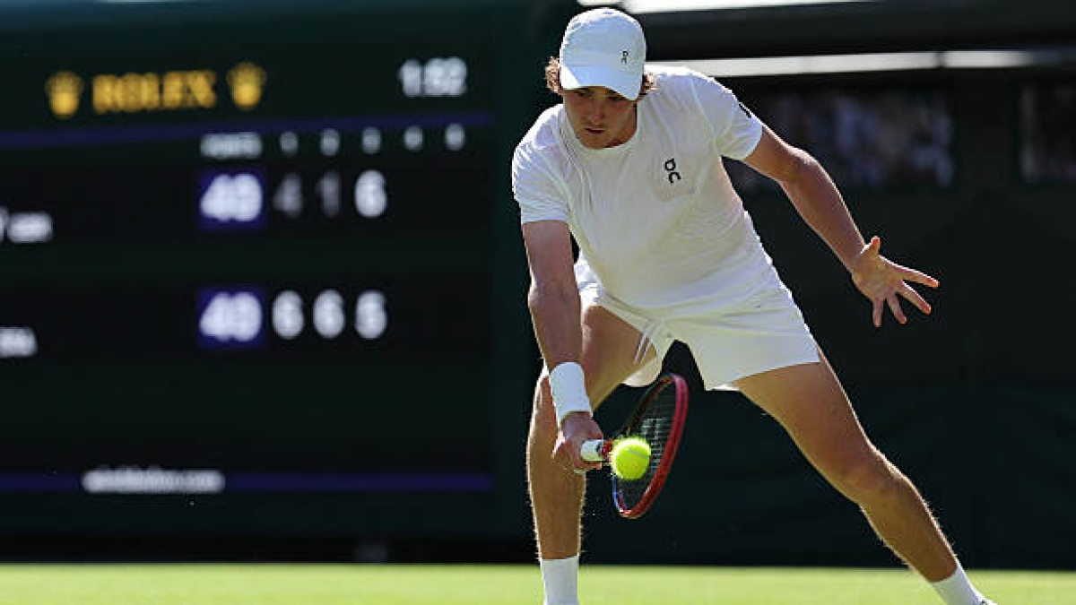 Fonseca firma un fuerte debut para eliminar a Fearnley. Foto: Getty