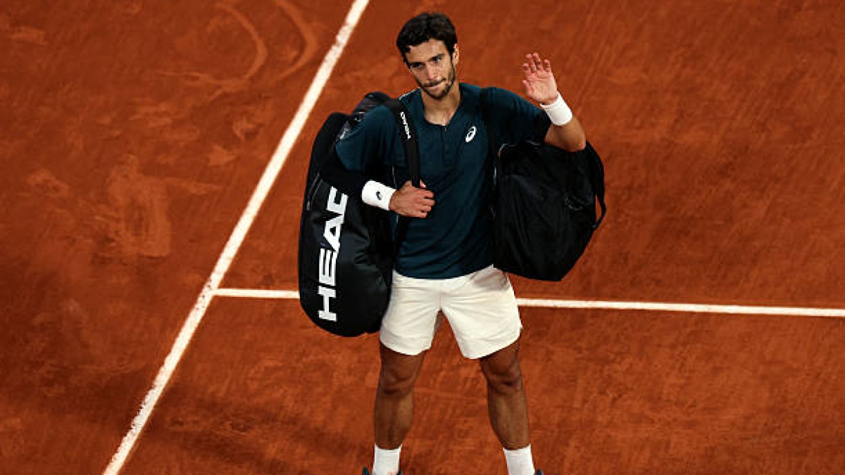 Así ha sido la sentida ovación de la Philippe Chatrier a Musetti tras su retirada. Foto: Getty