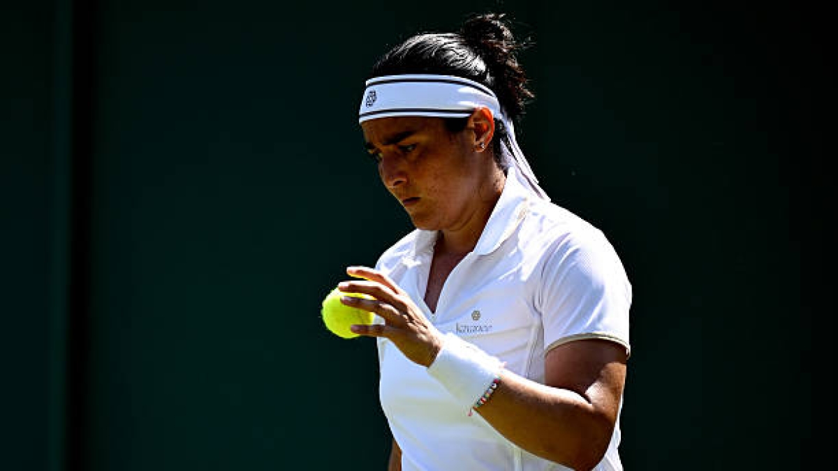 Ons Jabeur, retirada en Wimbledon. Foto: gettyimages