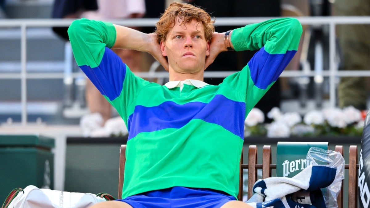 What has led Sinner to part ways with part of his team two days before Wimbledon? Photo: Getty