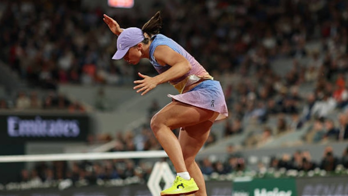 Iga Swiatek at Roland Garros 2025. Photo: Getty