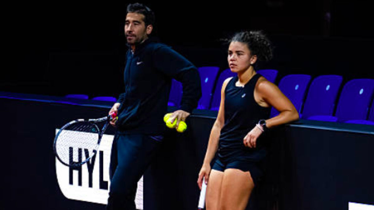 Jasmine Paolini and Marc López stop working together. Source: Getty