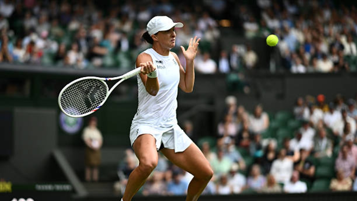 Iga Swiatek gana a Collins en Wimbledon 2025. Foto: gettyimages