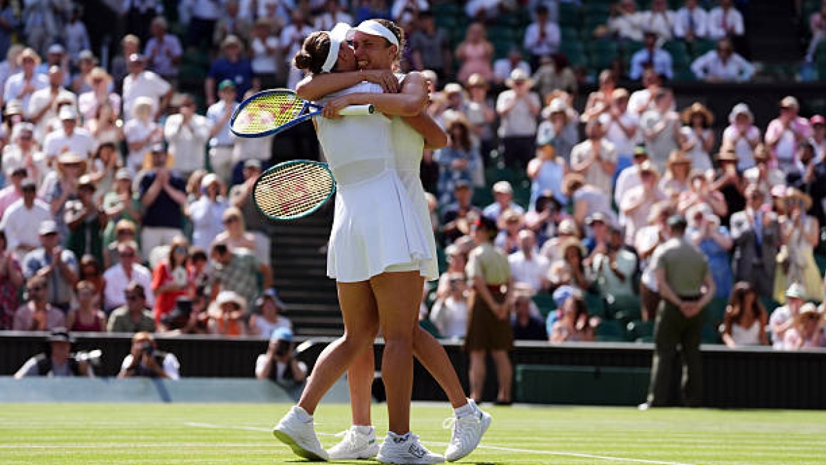 Kudermetova and Mertens, champions at Wimbledon 2025. Photo: gettyimages
