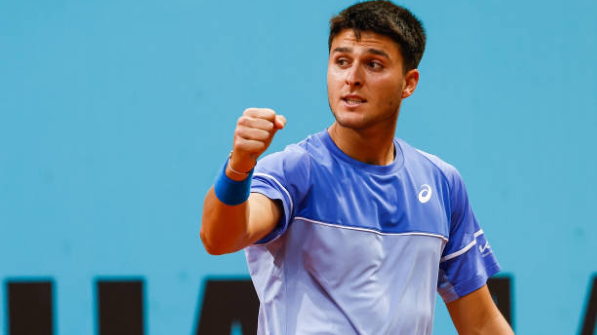 ATP Umag 2025: Llamas Surprises Atmane to Continue Streak. Photo: Getty.