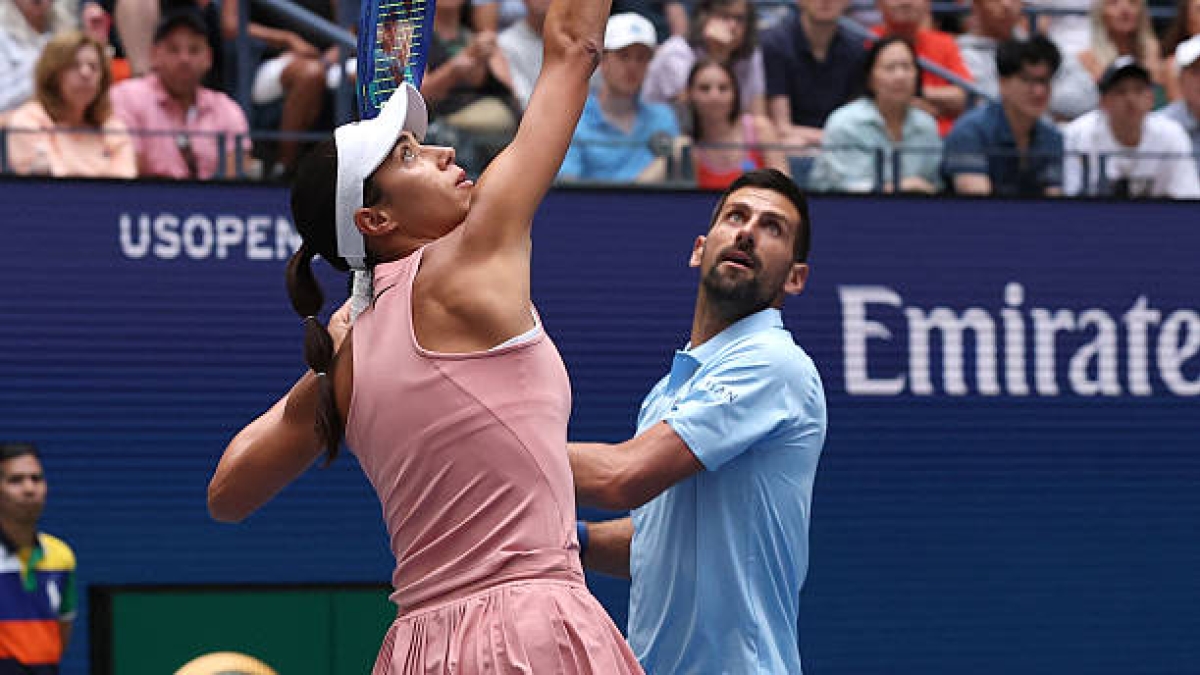 Djokovic and Danilovic succumb in their debut against Medvedev and Andreeva. Photo: Getty Images.