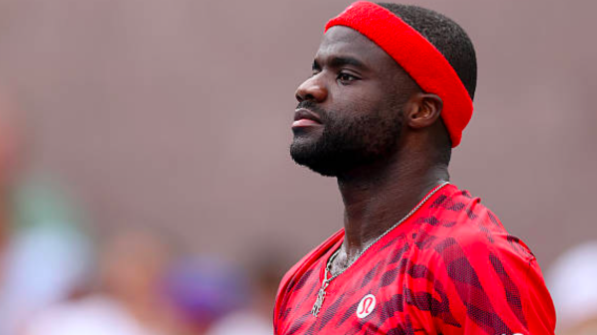 Frances Tiafoe, hundido tras caer en el US Open. Fuente: Getty
