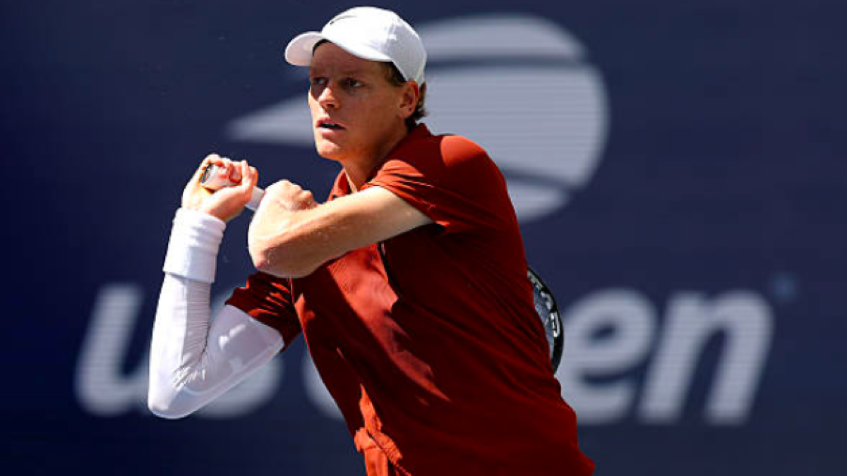 Jannik Sinner advances to the third round of the US Open 2025. Source: Getty