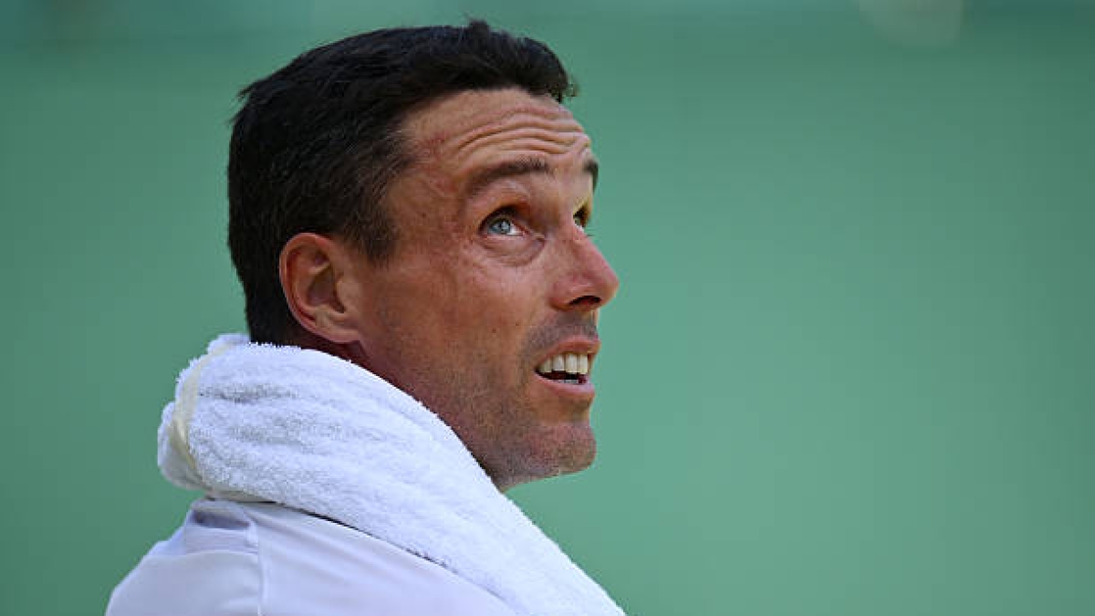 Bautista se hizo con el triunfo en su debut en Cincinnati.