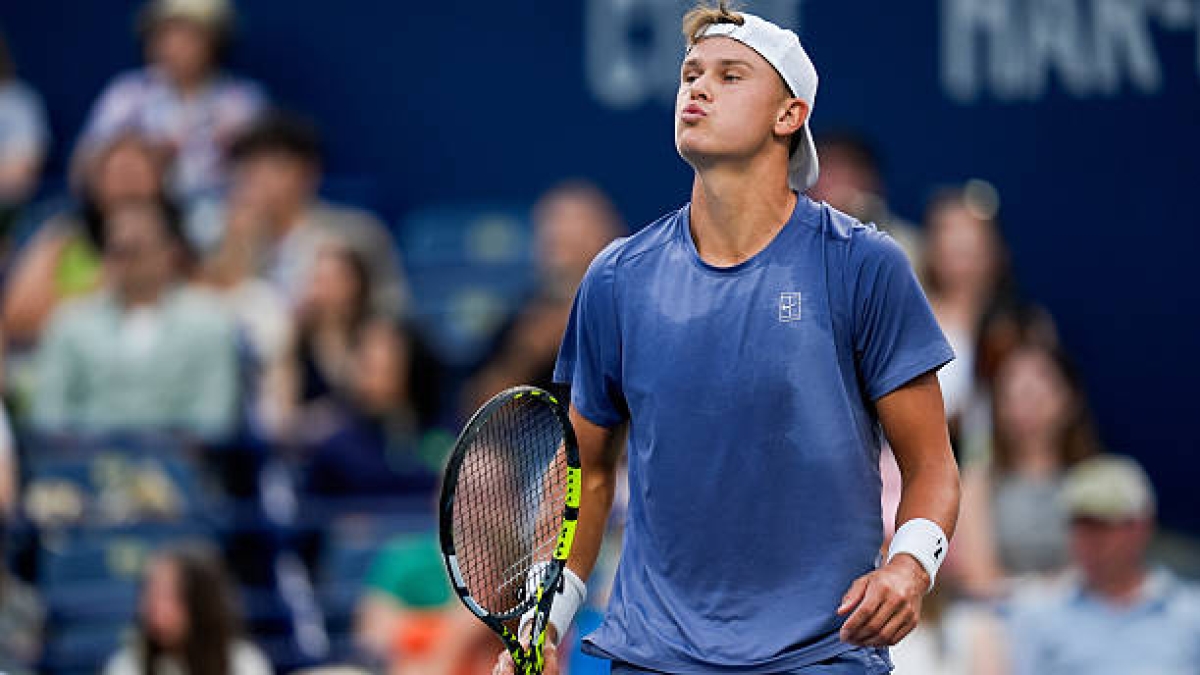 Rune points out what he needs to improve in his tennis after a "disappointing" match. Photo: Getty