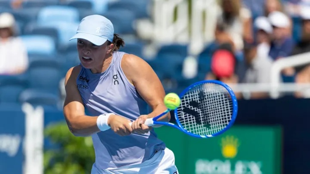 WTA Cincinnati: Swiatek avanza directamente a octavos tras la retirada de Kostyuk