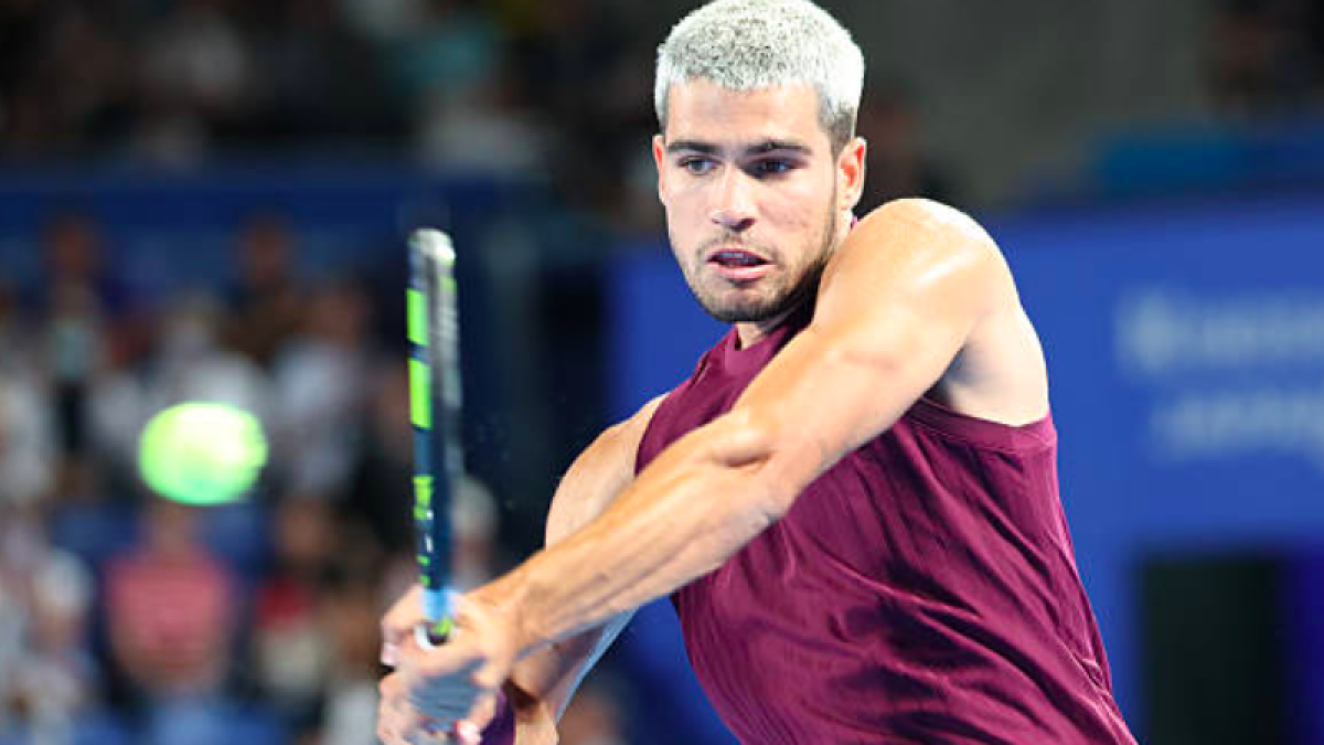 卡洛斯·阿尔卡拉斯在东京赛击败贝格斯。来源：盖蒂