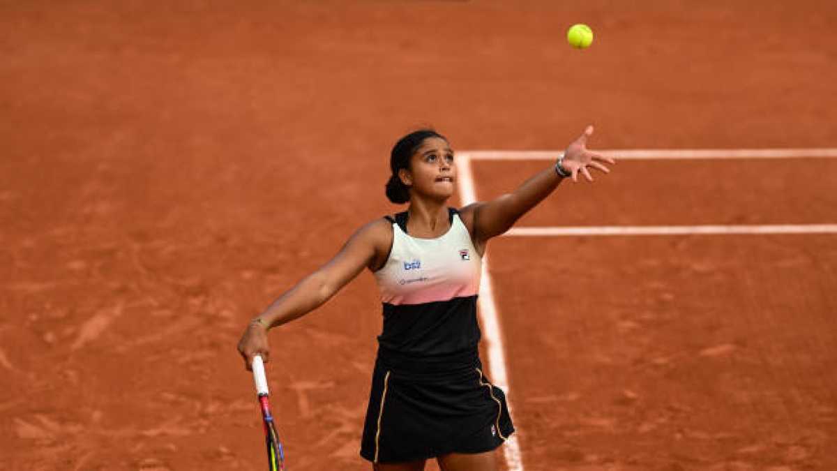 WTA Sao Paulo 2025: Leme Da Silva, 15 years old, wins her first WTA match. Photo: Getty Images.