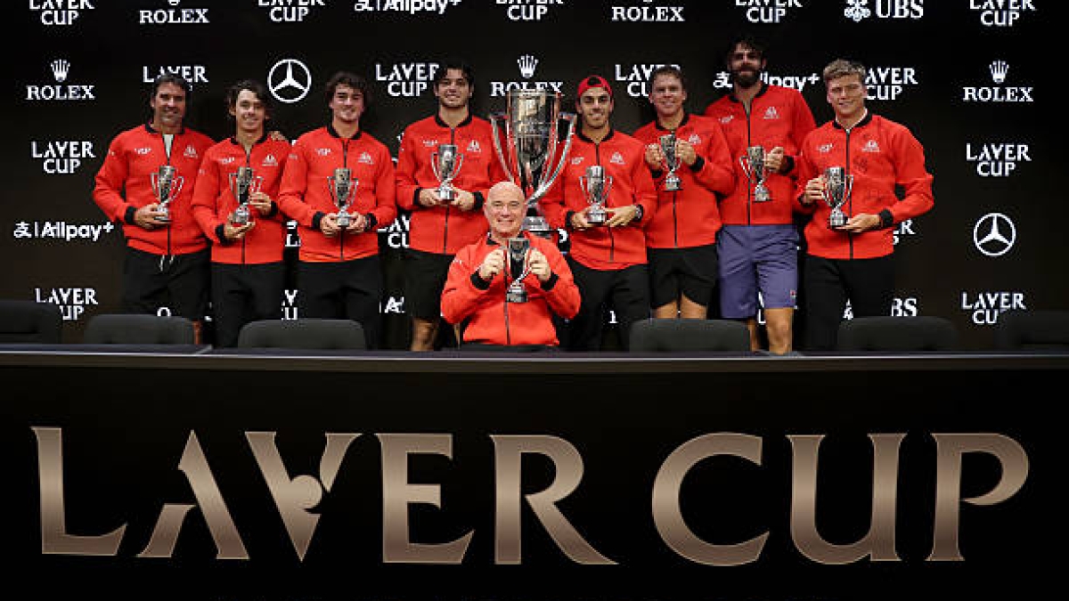 The World team celebrated the Laver title with enthusiasm. Source: Getty