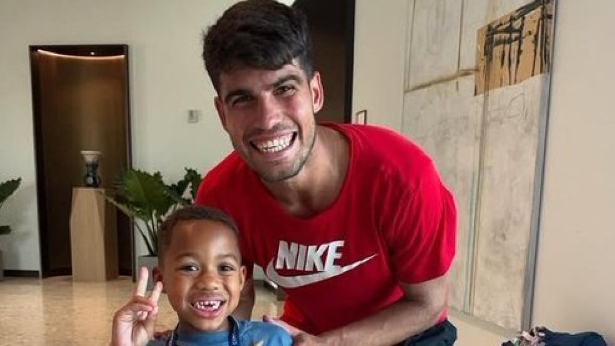 Il bel gesto di Alcaraz con il figlio di Townsend.