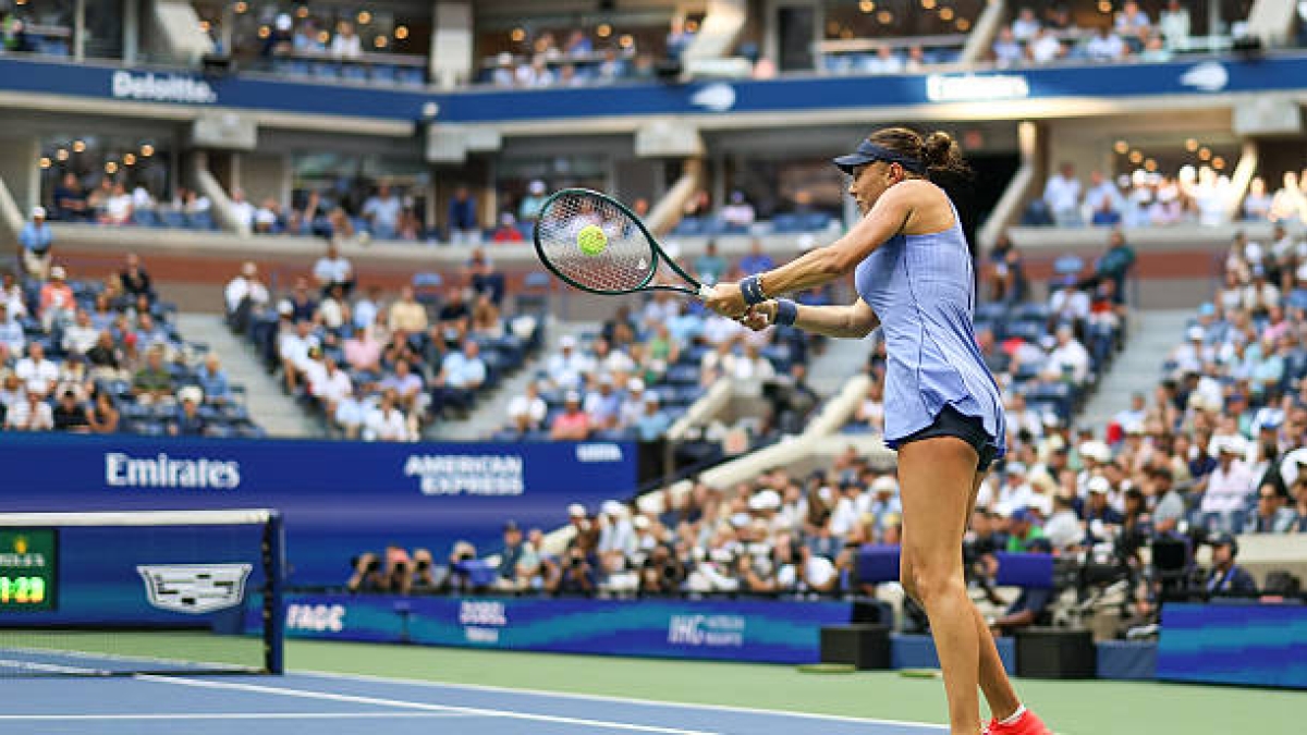 Amanda Anisimova, potenza con il suo rovescio. Foto: gettyimages.