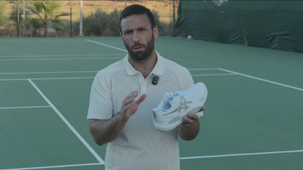 Review: Asics Gel Challenger 15 Tennis Shoes.