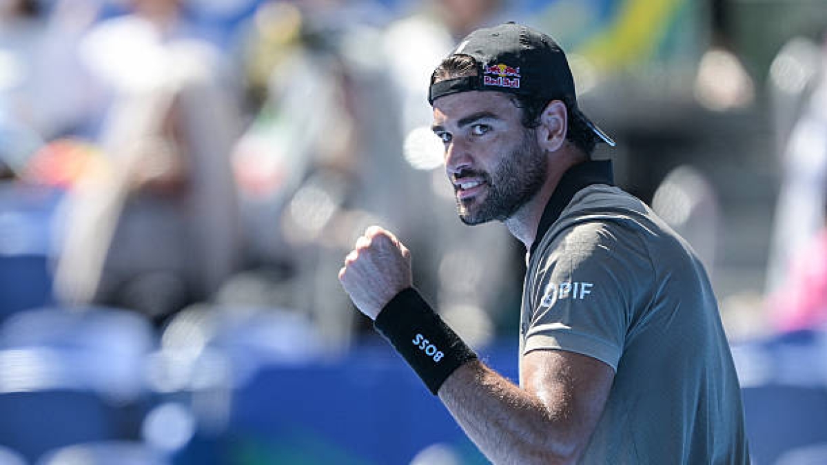 马泰奥·贝雷蒂尼在东京击败穆纳尔。照片：gettyimages