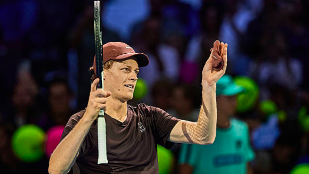 Jannik Sinner analyzes his victory against Cobolli in Vienna. Source: Getty